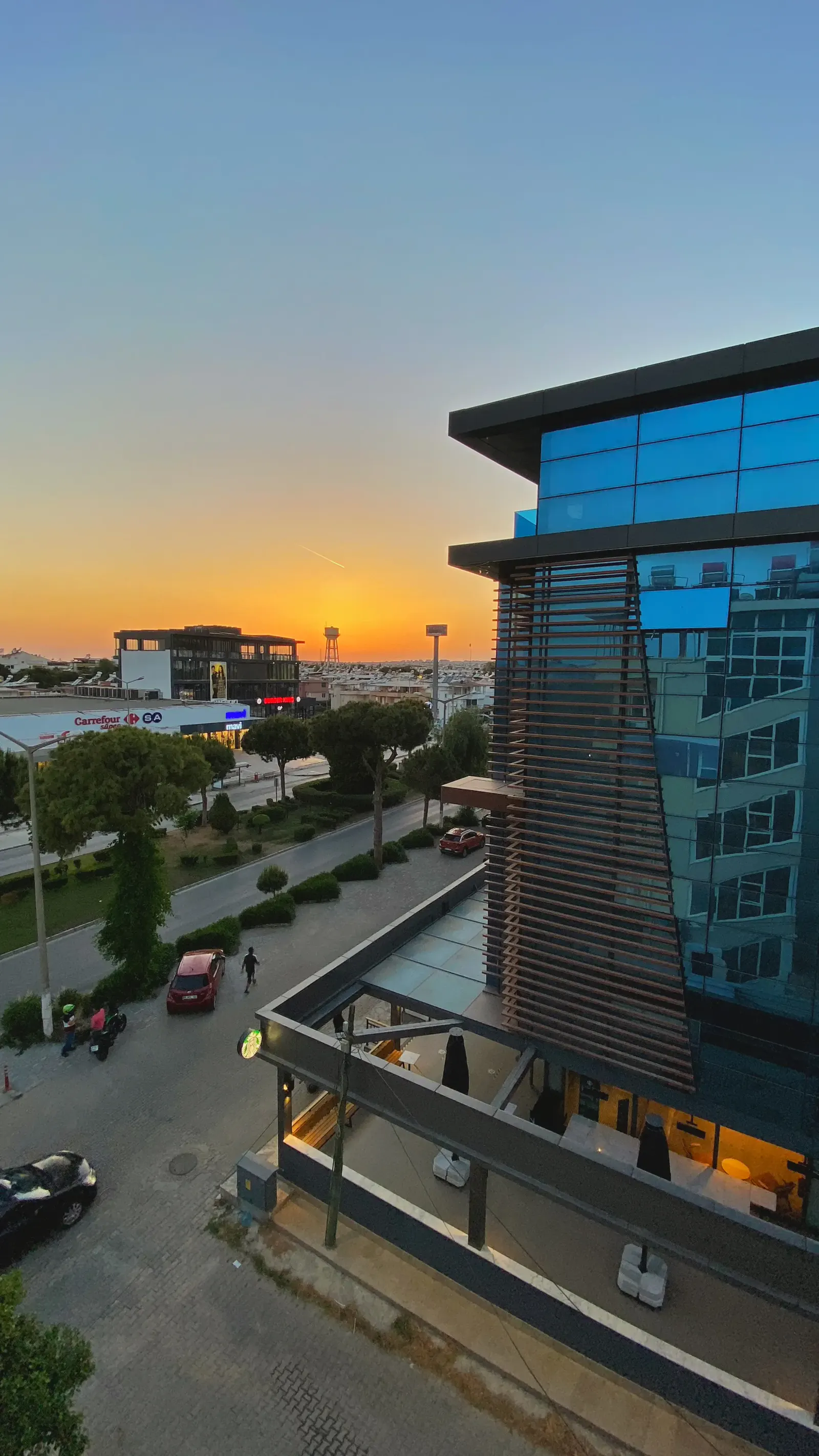Lera Hotel Ön Cephe ve Giriş